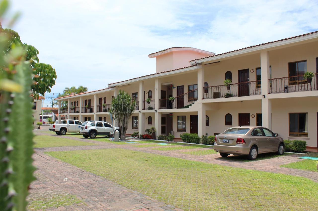 Hotel Las Palomas Tepic Bagian luar foto